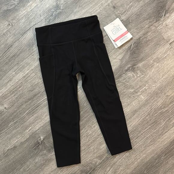 NWT Athleta Girl High Rise Stash Your Treasures Capri Tight Black - Picture 2 of 13